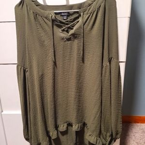 a.n.a women's shirt, green, Size M
